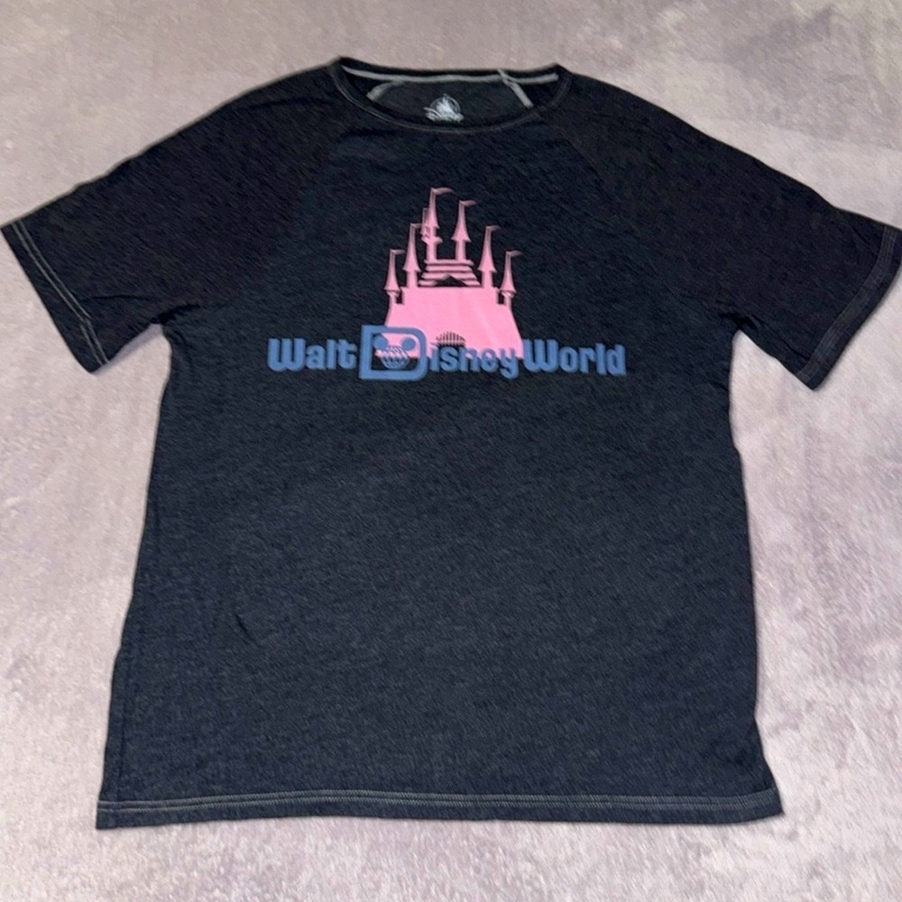 Walt Disney World Dark Gray/Black with Pink Cinderella Castle Top/ Shirt -Medium